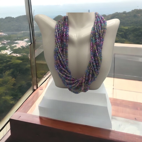 Vintage/Modern Jewelry Mystery Bundle Plus Bonus 40 Free Earrings NWT/Pre-Loved - Picture 8 of 16